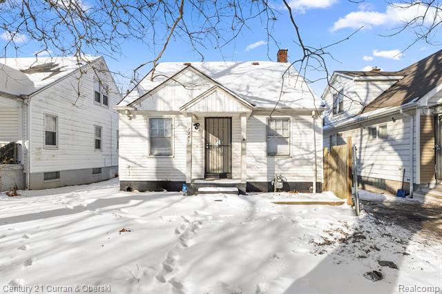 front view picture of 7285 Mansfield Street, Detroit, MI. 48228