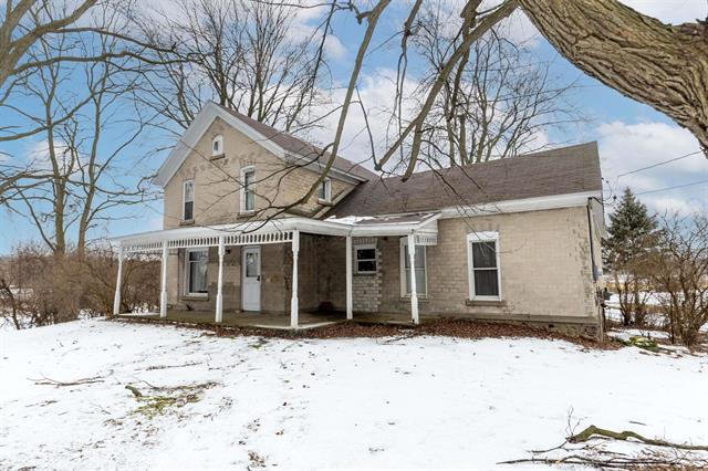 front view picture of 3412 E Gordonville Road, Midland, MI. 48640
