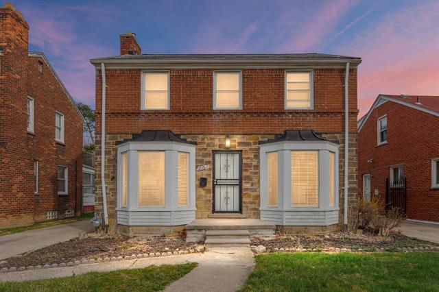 front view picture of 10750 Somerset Avenue, Detroit, MI. 48224