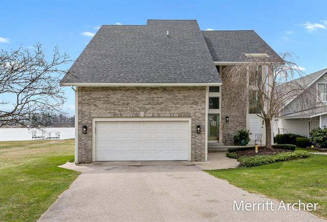 front view picture of 1499 Glenwood Avenue, Muskegon, MI. 49445