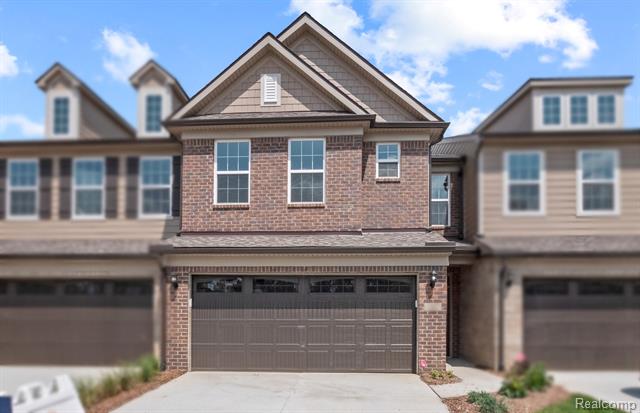 front view picture of 1467 Addison Circle, Walled Lake, MI. 48390