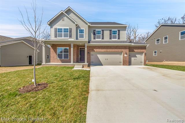 front view picture of 2799 Gallop Way, Saline, MI. 48176