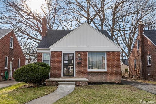 front view picture of 19727 Coyle Street, Detroit, MI. 48235