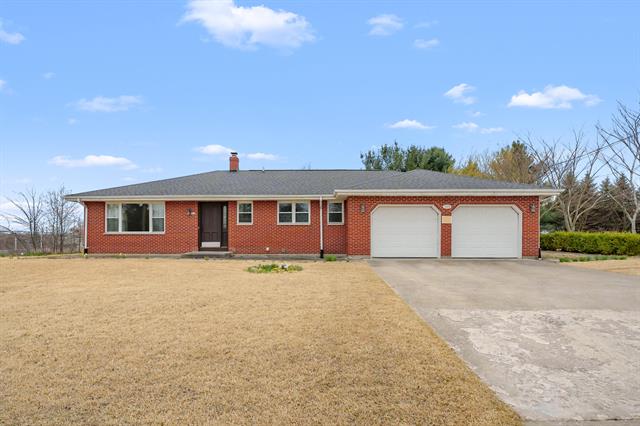 front view picture of 725 Romence Road, Portage, MI. 49024