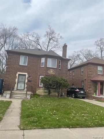 front view picture of 18237 Lesure Street, Detroit, MI. 48235