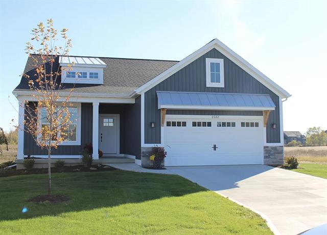 front view picture of 2558 Meadow Ridge Drive, Grand Rapids, MI. 49534