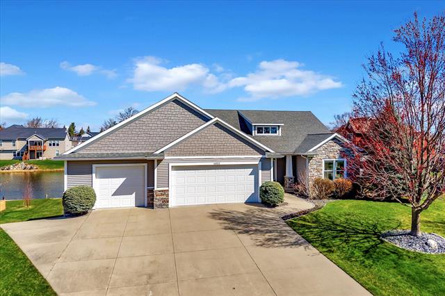 front view picture of 3055 Twin Lakes Drive, Jenison, MI. 49428