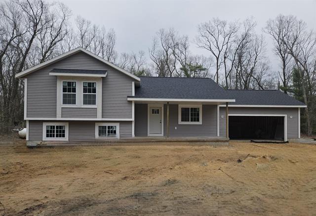 front view picture of 354 Jennifer Lane, Muskegon, MI. 49442
