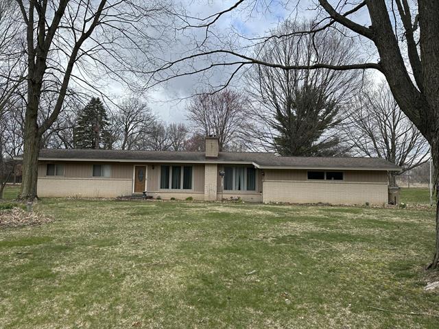 front view picture of 6633 Kies Street Ne, Rockford, MI. 49341