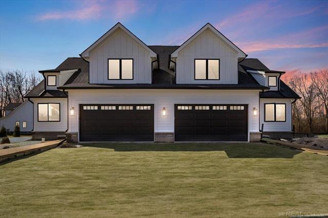 front view picture of 5802 Heights Boulevard, Sterling Heights, MI. 48314