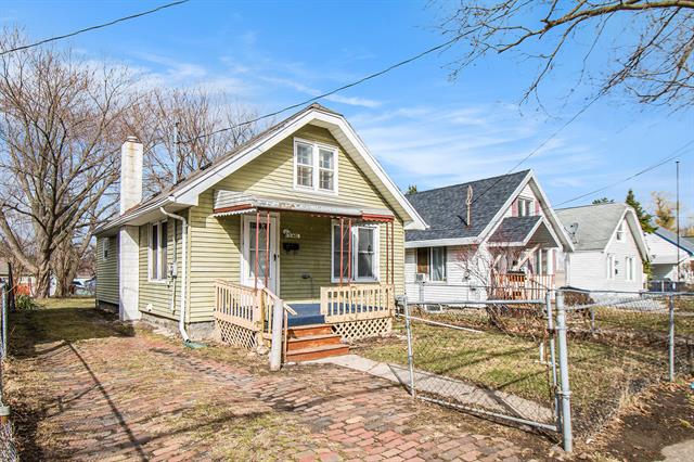 front view picture of 1407 New York Avenue, Lansing, MI. 48906