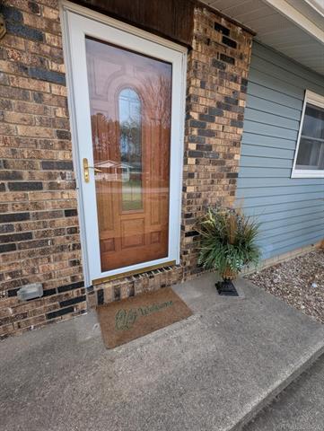 front view picture of 1145 N Carriage Hill Drive, Traverse City, MI. 49686