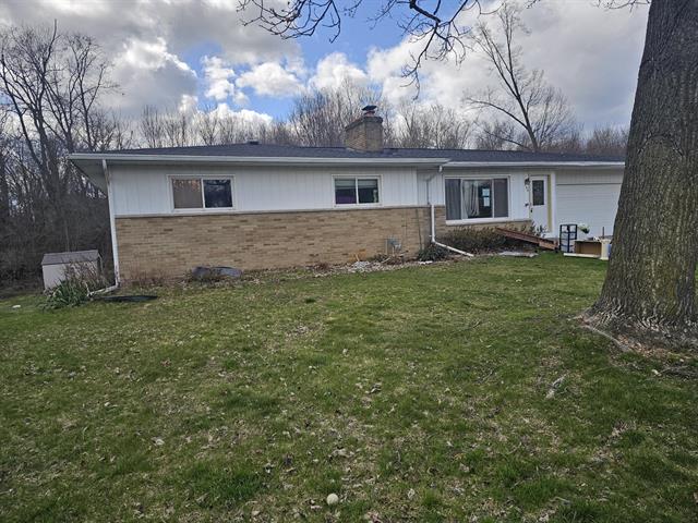 front view picture of 196 Eisenhower Drive, Battle Creek, MI. 49014