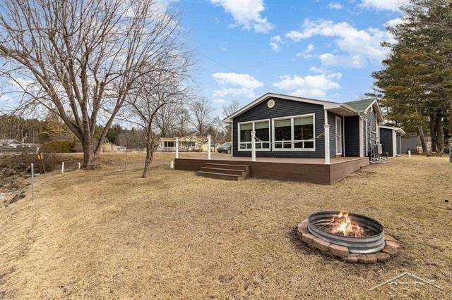 front view picture of 5128 Pleasant Drive, Beaverton, MI. 48612