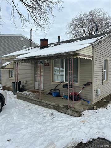 front view picture of 4168 Doran Street, Flint, MI. 48504