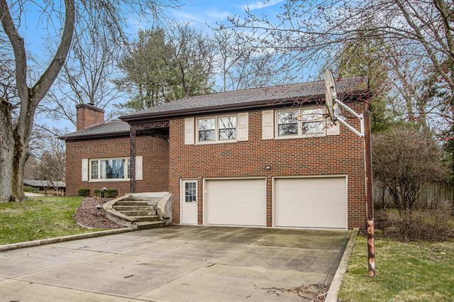 front view picture of 2727 Bronson Circle, Kalamazoo, MI. 49008