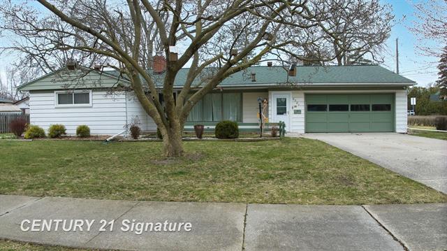 front view picture of 2721 Peale Drive, Saginaw, MI. 48602