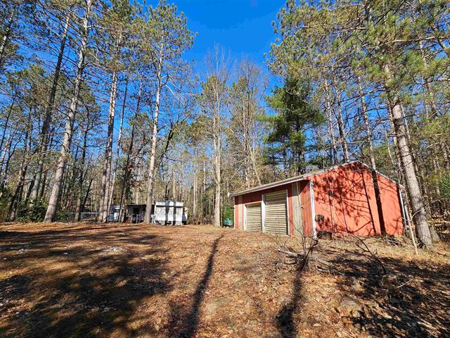 front view picture of 2270 W Maple Grove Road, Farwell, MI. 48622