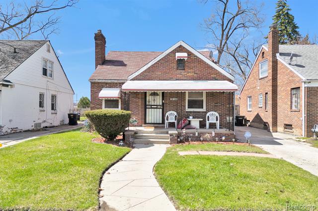 front view picture of 19141 Montrose Street, Detroit, MI. 48235