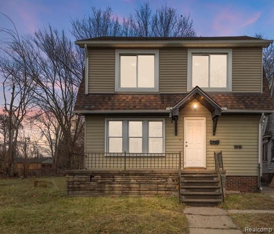 front view picture of 7525 E Robinwood Street, Detroit, MI. 48234