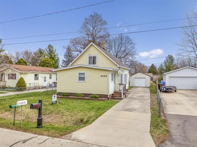 front view picture of 6196 Rutherford Avenue, East Lansing, MI. 48823