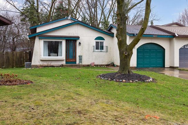 front view picture of 1619 Diamond Court Ne, Grand Rapids, MI. 49505