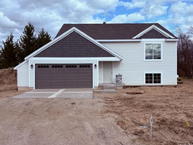 front view picture of 276 S Hall Street, Grant, MI. 49327