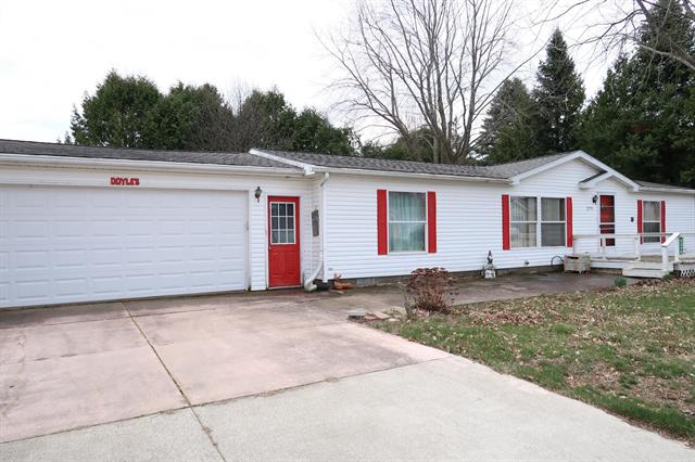 front view picture of 2276 Mark Street, Croswell, MI. 48422