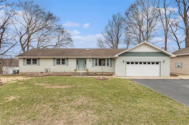 front view picture of 11336 S Lake Chapin Road, Berrien Springs, MI. 49103