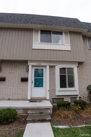 front view picture of 4468 15 Mile Road, Sterling Heights, MI. 48310