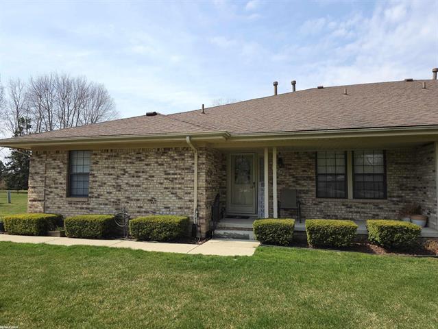 front view picture of 33532 Meldrum Street, New Baltimore, MI. 48047