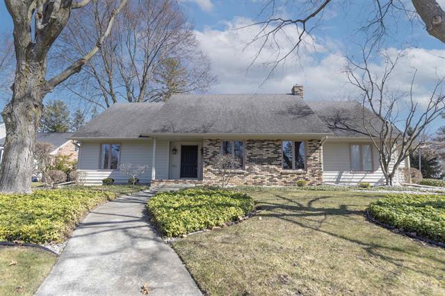 front view picture of 249 Stoneham Drive, Saginaw, MI. 48638