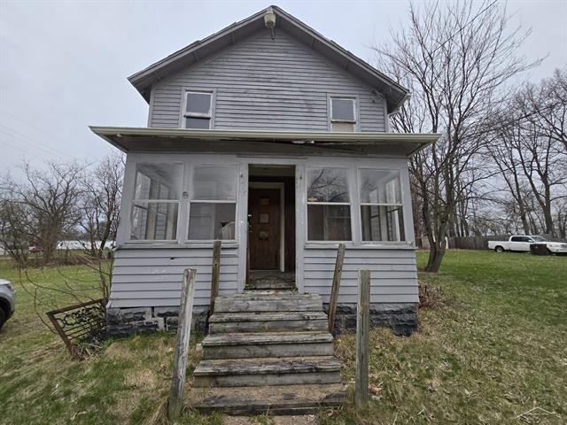 front view picture of 903 N Albion Street, Albion, MI. 49224