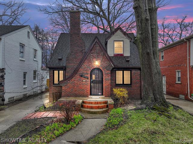 front view picture of 20175 Lichfield Road, Detroit, MI. 48221