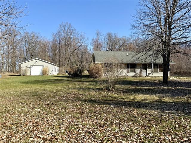 front view picture of 1545 Van Vleck Road, Fenwick, MI. 48834