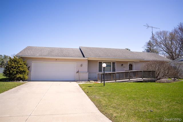 front view picture of 5071 Joy Drive, Swartz Creek, MI. 48473
