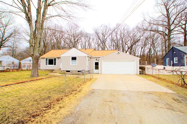 front view picture of 3320 Evanston Avenue, Muskegon, MI. 49442