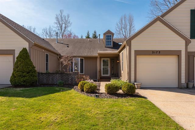 front view picture of 2172 Edington Drive Se, Grand Rapids, MI. 49508