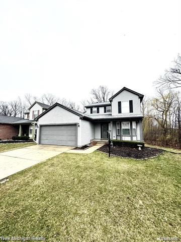 front view picture of 5191 Sandalwood Circle, Grand Blanc, MI. 48439
