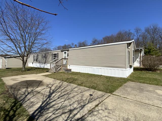 front view picture of 4106 Sycamore, Jackson, MI. 49201