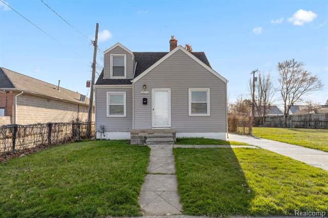 front view picture of 8690 Trinity Street, Detroit, MI. 48228