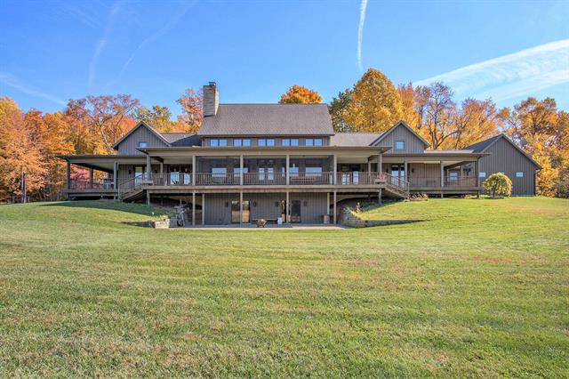 front view picture of 10258 Burgoyne Road, Berrien Springs, MI. 49103
