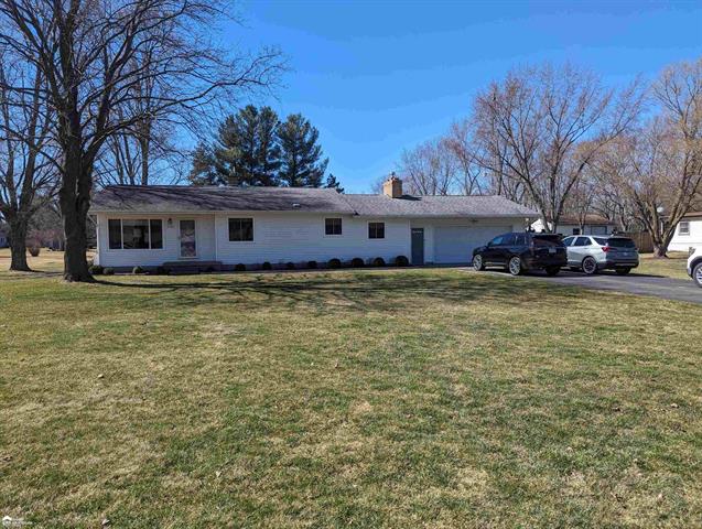 front view picture of 3224 Coin Street, Burton, MI. 48519