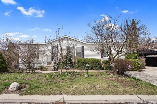 front view picture of 1987 Knollwood Bend, Ypsilanti, MI. 48198