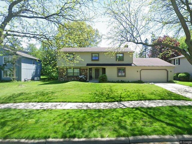 front view picture of 3660 Windemere Drive, Ann Arbor, MI. 48105