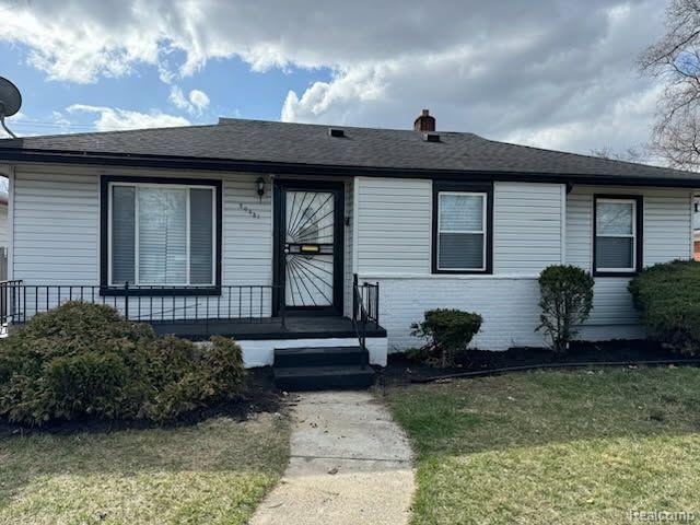 front view picture of 20431 Fenton Street, Detroit, MI. 48219