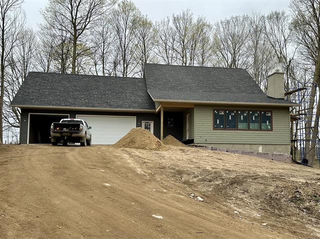 front view picture of 8606 Lakewood Trail, Berrien Springs, MI. 49103