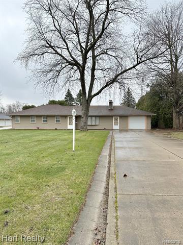 front view picture of 2677 Lamotte Street, Marlette, MI. 48453
