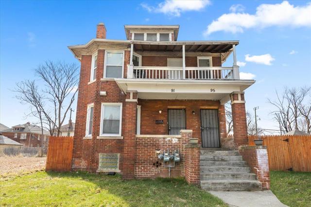 front view picture of 95 Dakota W, Highland Park, MI. 48203