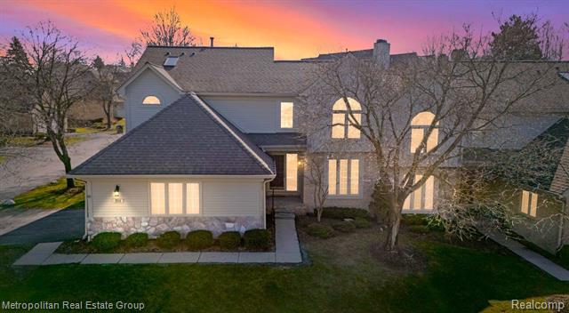 front view picture of 211 Saint Lawrence Boulevard, Northville, MI. 48168